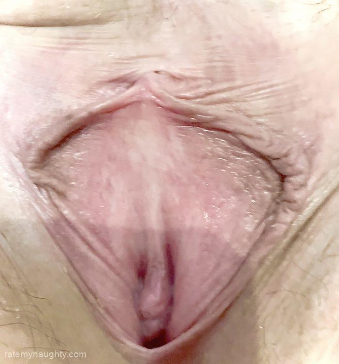 Horny Aussie wife pussy closeup