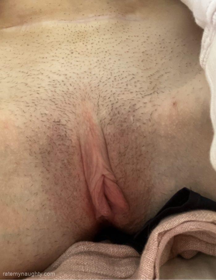 Wet MILF pussy